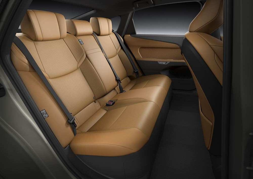 La Lexus ES hybride de huitième génération porte à un niveau supérieur les caractéristiques de la routière japonaise