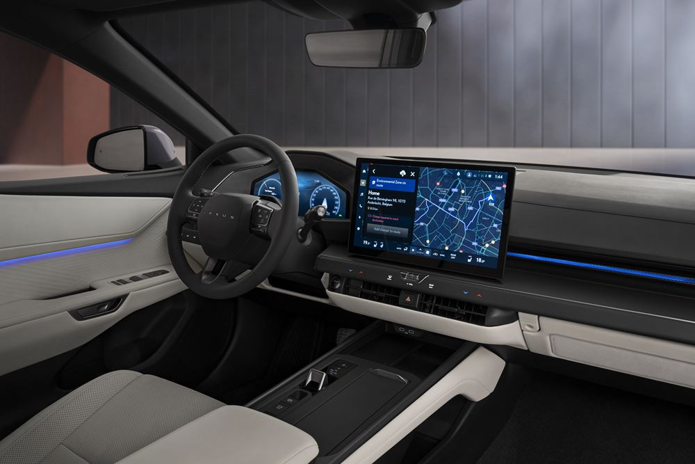 La routière japonaise Lexus ES de huitième génération se convertit à l'électrique