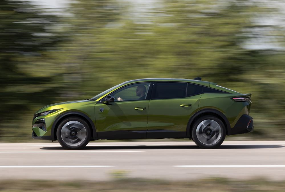 La Peugeot 408 au design Fastback affiche un caractère avant-gardiste