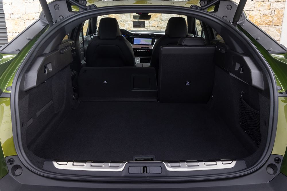 La Peugeot 408 au design Fastback affiche un caractère avant-gardiste