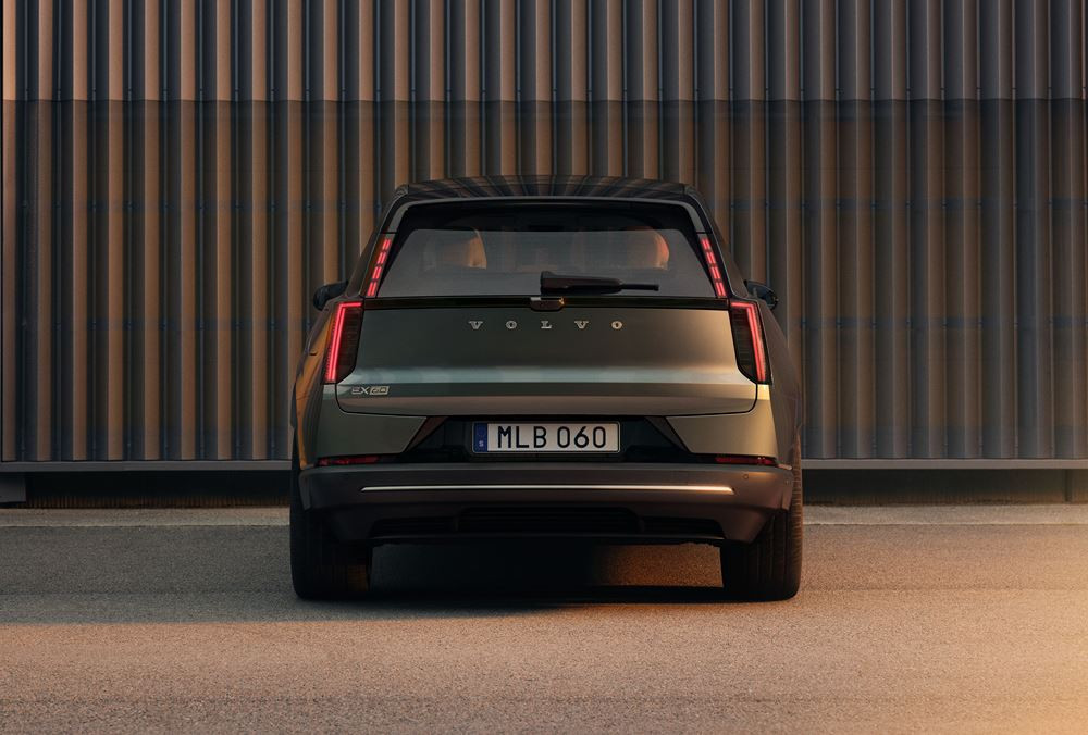 Le SUV électrique à transmission intégrale Volvo EX60 peut parcourir jusqu'à 810 km avec une charge