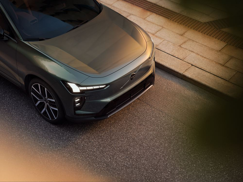 Le SUV électrique à transmission intégrale Volvo EX60 peut parcourir jusqu'à 810 km avec une charge