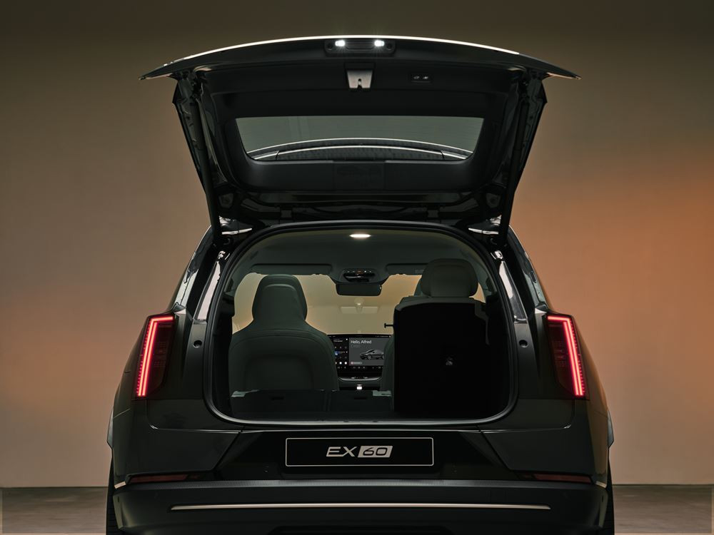 Le SUV électrique à transmission intégrale Volvo EX60 peut parcourir jusqu'à 810 km avec une charge
