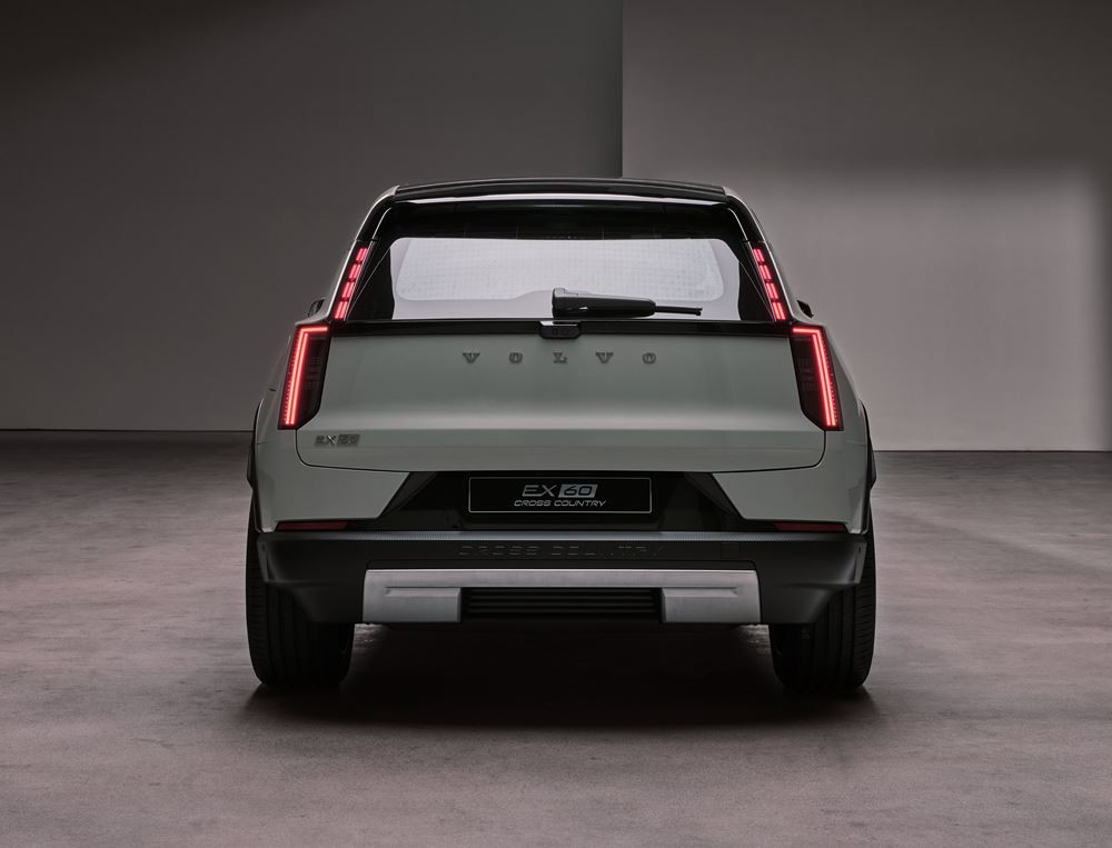 Le SUV électrique de taille intermédiaire Volvo EX60 Cross Country est conçu pour sortir des sentiers battus