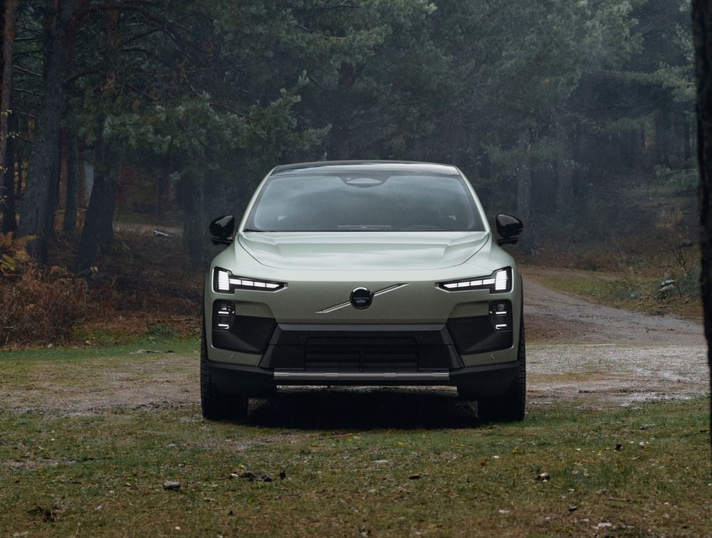 Le SUV électrique de taille intermédiaire Volvo EX60 Cross Country est conçu pour sortir des sentiers battus