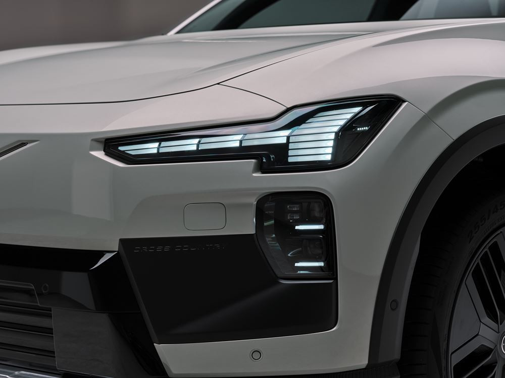 Le SUV électrique de taille intermédiaire Volvo EX60 Cross Country est conçu pour sortir des sentiers battus