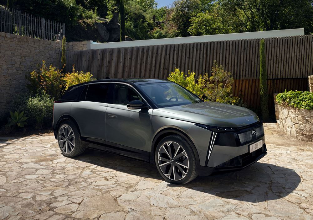 Le SUV électrique DS N°7 E-Tense FWD Long Range affiche jusqu'à 740 km d'autonomie WLTP