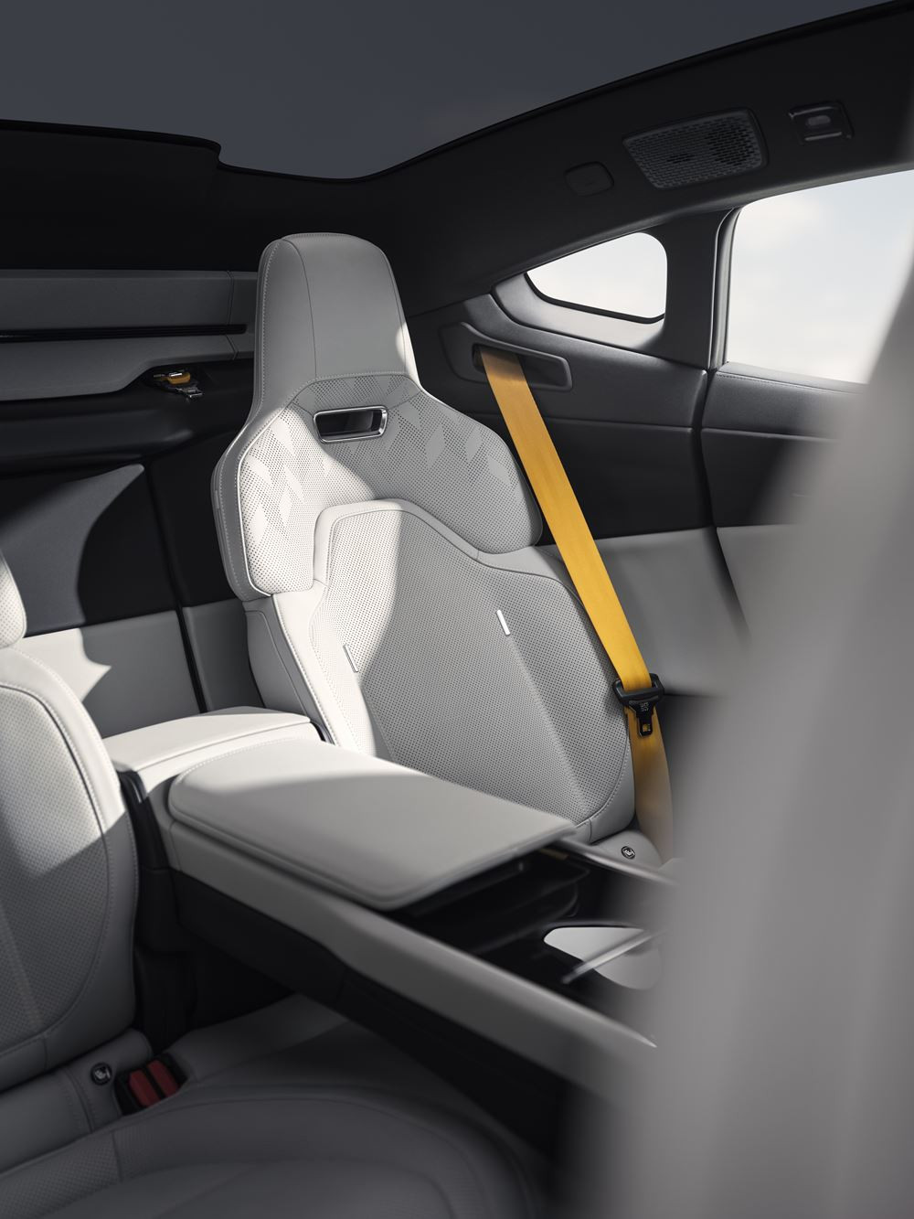 Le Grand Tourer électrique haute performance Polestar 5 repose sur une architecture électrique 800 V