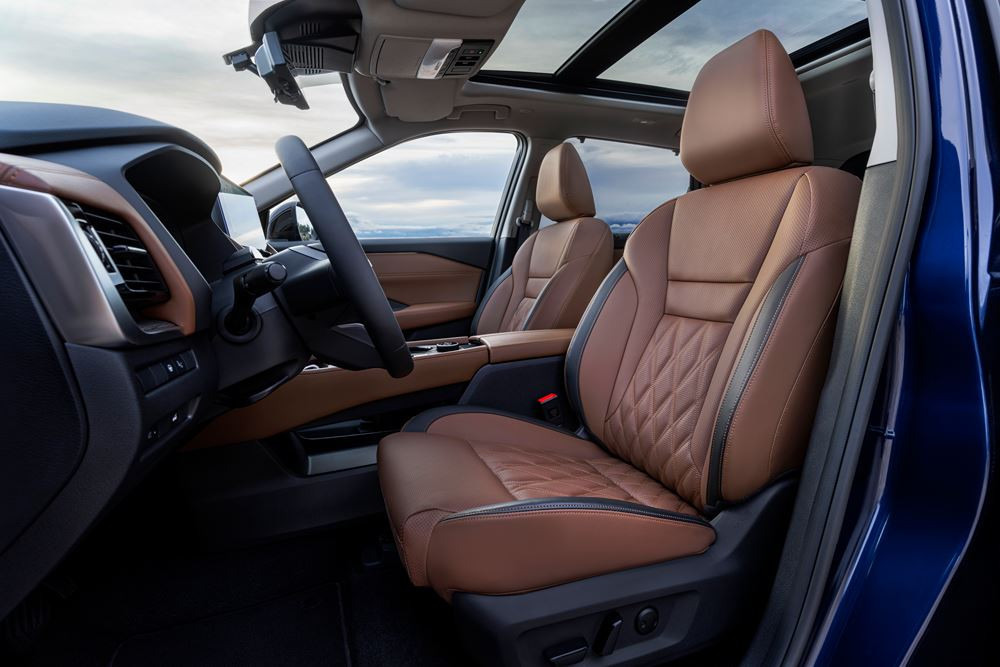 Le crossover familial Nissan X-Trail montre un esprit d'aventure robuste