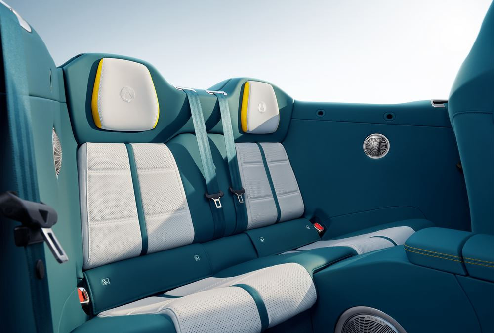La supercar électrique Denza Z spider affiche des performances extrêmes à ciel ouvert