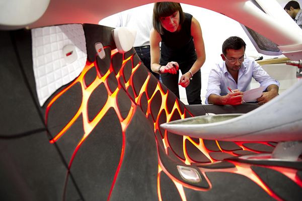 Suivez en images la conception du show-car Renault DeZir