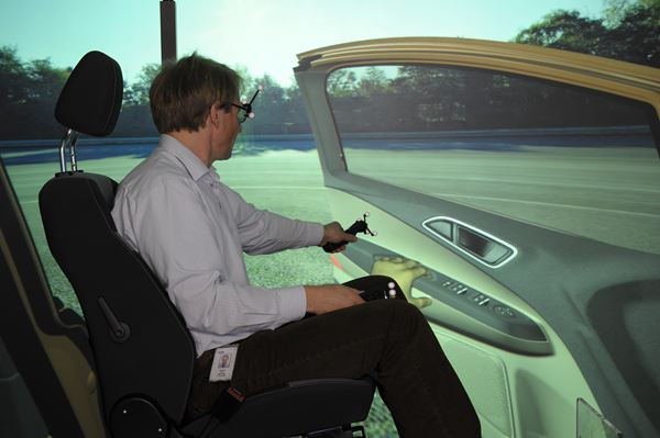 Les ingénieurs Ford testent les futurs modèles Ford en réalité virtuelle