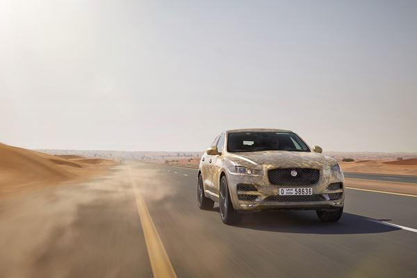 La Jaguar F-Pace testée dans les endroits les plus exigeants