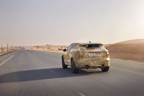 La Jaguar F-Pace testée dans les endroits les plus exigeants