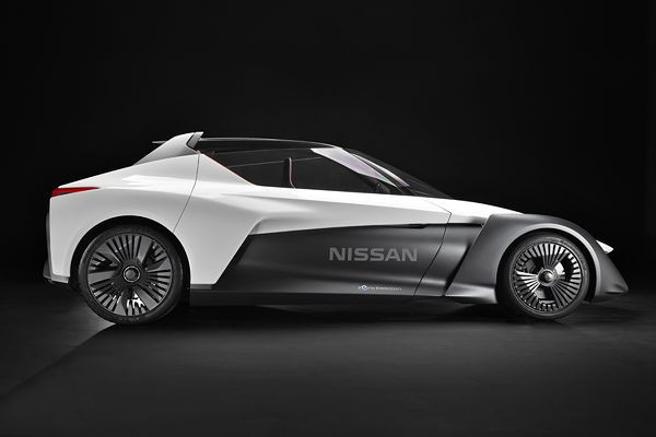Nissan BladeGlider: un prototype de véhicule électrique hautes performances