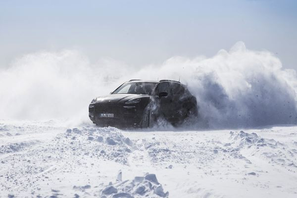 Le Porsche Cayenne termine sa phase de tests
