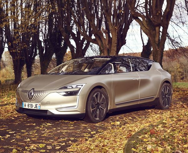 Le prototype Renault Symbioz est propulsé par deux moteurs électriques