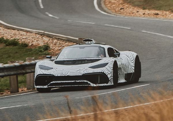La sportive extrême Mercedes-AMG Project One en phase de tests