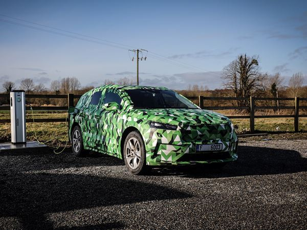 Le SUV électrique intermédiaire Skoda Enyaq iV met l'électromobilité à la carte
