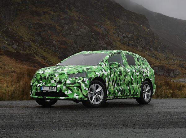 Le SUV électrique intermédiaire Skoda Enyaq iV met l'électromobilité à la carte