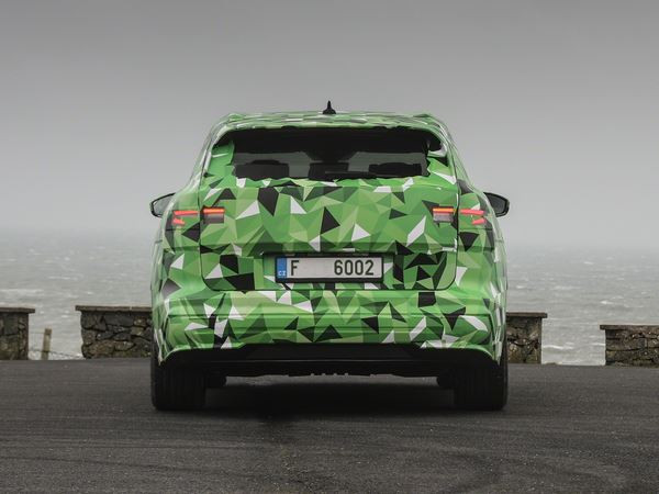 Le SUV électrique intermédiaire Skoda Enyaq iV met l'électromobilité à la carte