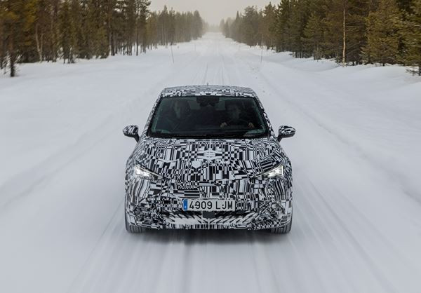 La Cupra Born électrique soumise à plus de 1 000 tests hivernaux jusqu'à moins 30 degrés