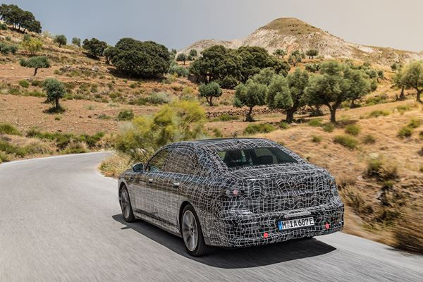 La limousine électrique BMW i7 soumise à des températures extrêmes