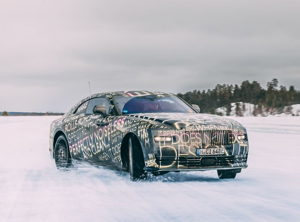 La Rolls-Royce Spectre électrique finalise ses tests hivernaux