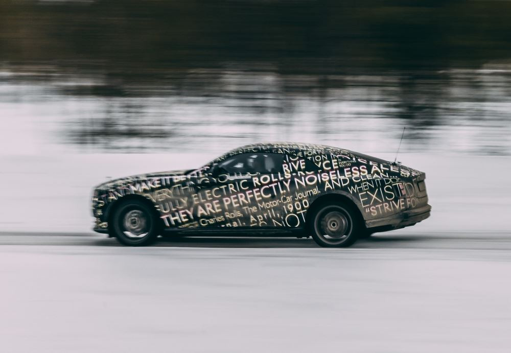 La Rolls-Royce Spectre électrique finalise ses tests hivernaux