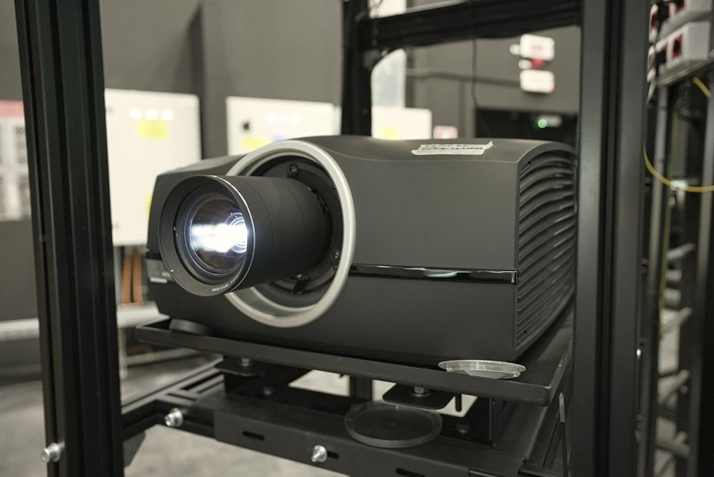 La réalité virtuelle permet de percevoir un véhicule durant sa conception comme dans la réalité