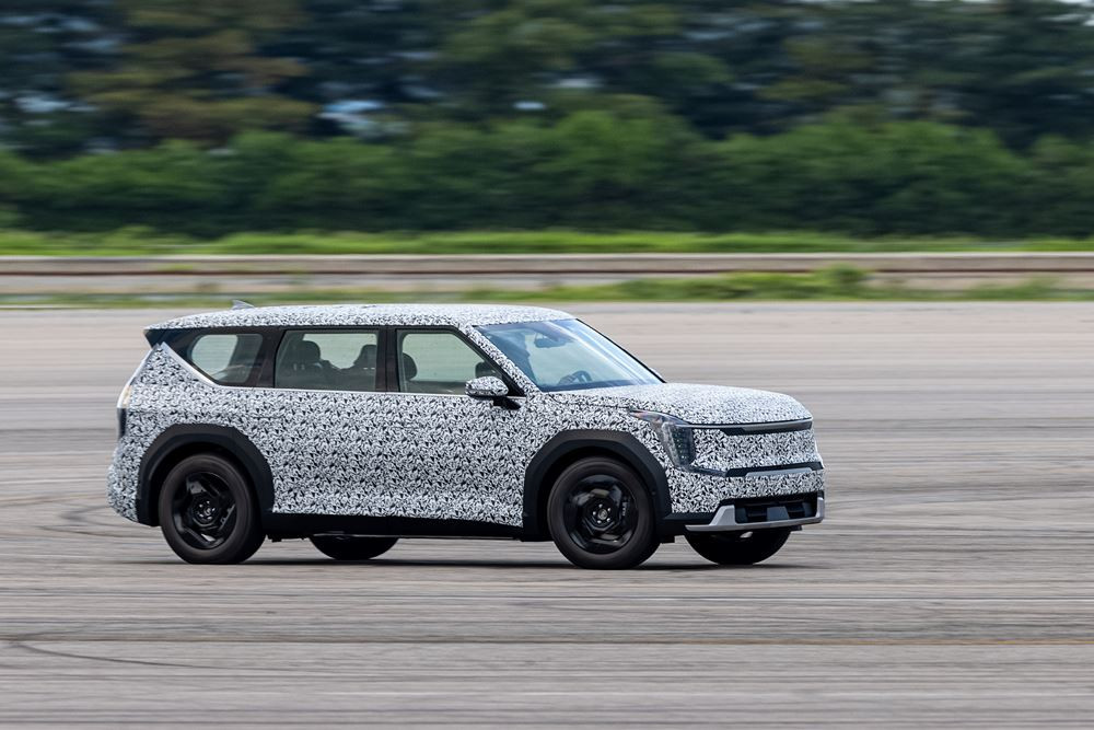 Le grand SUV Kia EV9 électrique soumis à rude épreuve lors de son ultime phase de test