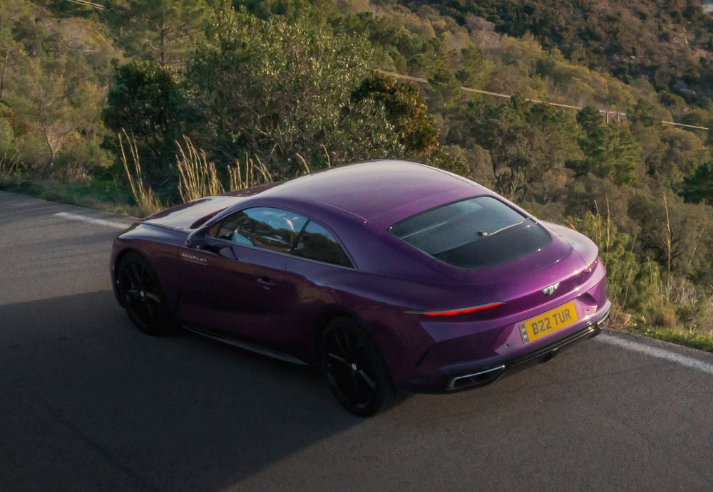 La Bentley Batur en phase d'essais sur route en conditions réelles