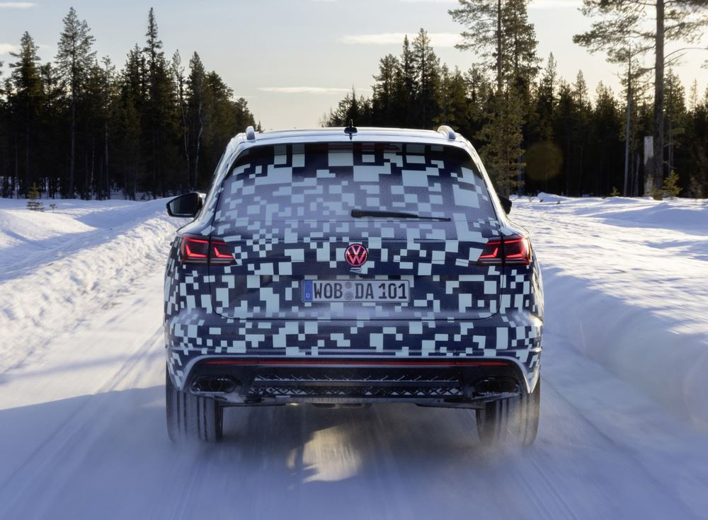 Le SUV Volkswagen Touareg mis à jour finalise ses essais à proximité du cercle artique