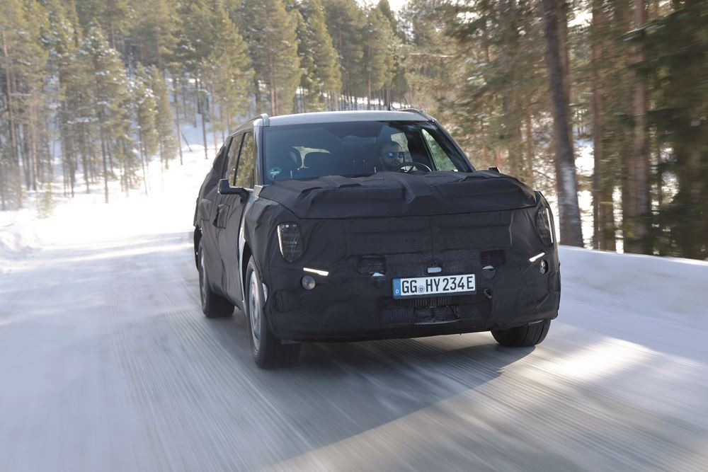 Le grand SUV électrique Kia EV9 à l'épreuve du grand froid