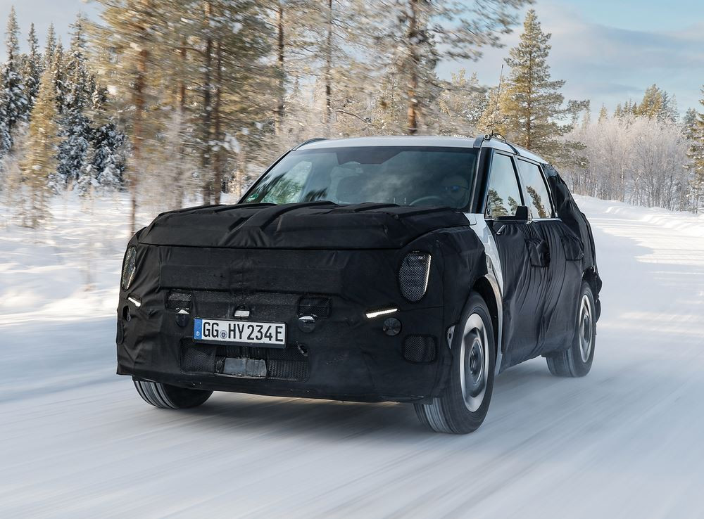 Le grand SUV électrique Kia EV9 à l'épreuve du grand froid