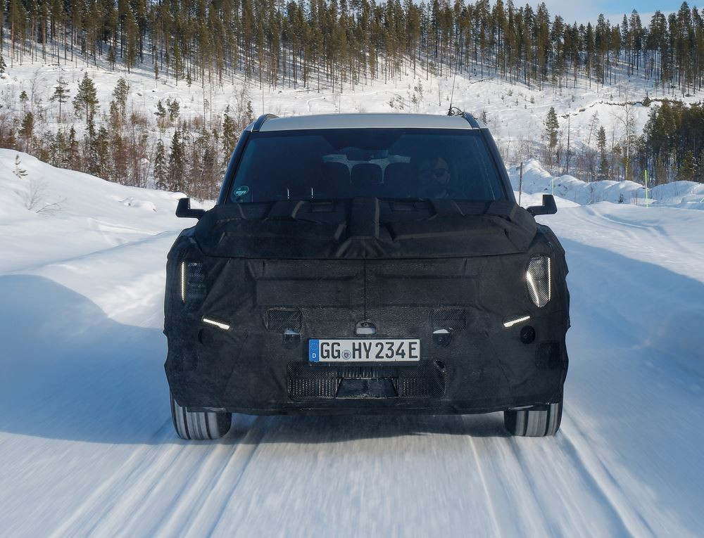 Le grand SUV électrique Kia EV9 à l'épreuve du grand froid