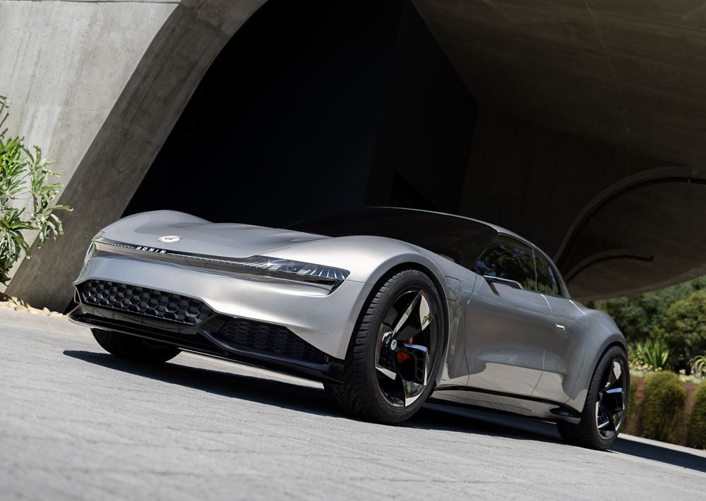 La Super GT Cabriolet Fisker Ronin électrique vise 965 km d'autonomie