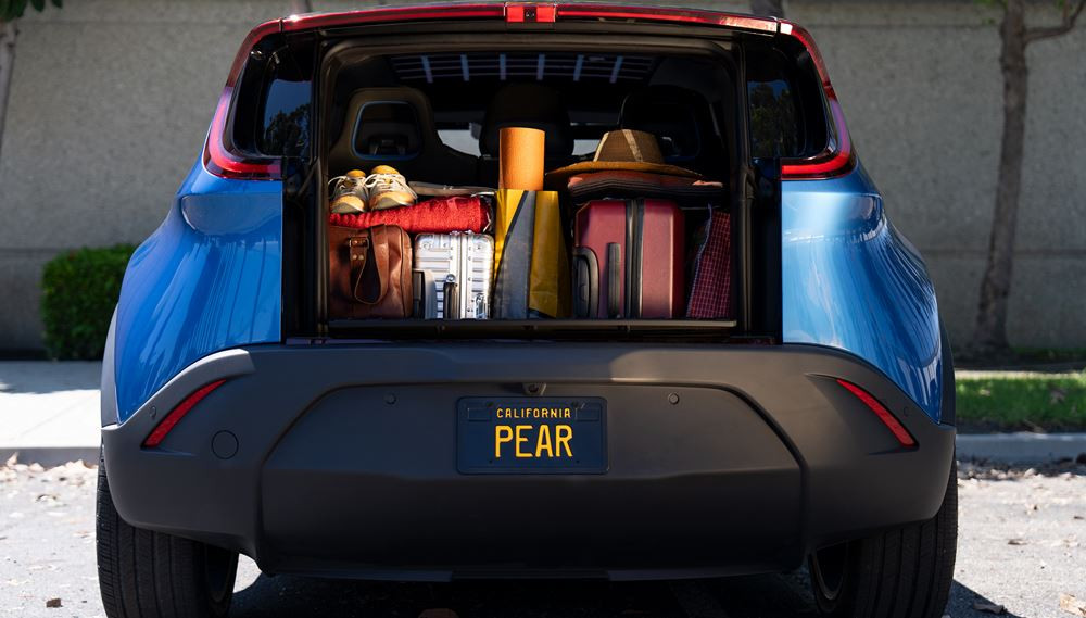 Le crossover électrique compact Fisker Pear revendique une autonomie jusqu'à 560 kilomètres