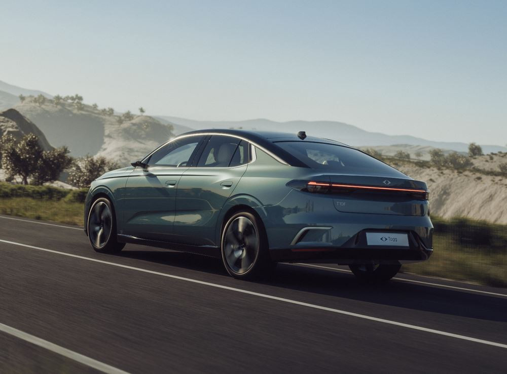 Le prototype T10F Fastback de Togg vise une autonomie allant jusqu'à 600 km