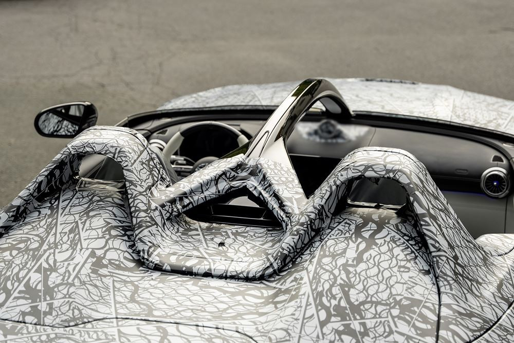 Le roadster biplace entièrement ouvert Mercedes-AMG PureSpeed en phase finale d'essai