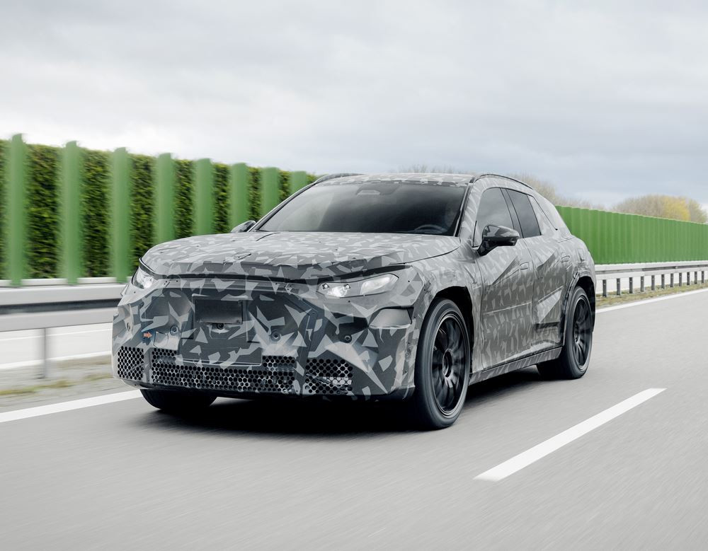 Le SUV haute performance électrique Mercedes-AMG en phase de tests