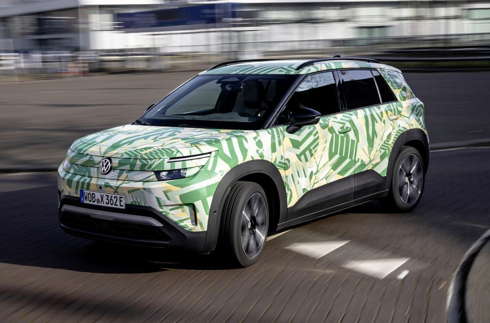 Le SUV urbain électrique Volkswagen ID. Cross proposé à un prix d'entrée d'environ 28 000 euros