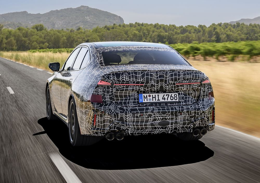 La BMW Série 3 à motorisation thermique achève sa mise au point dynamique