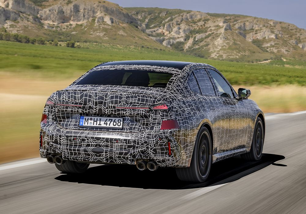 La BMW Série 3 à motorisation thermique achève sa mise au point dynamique