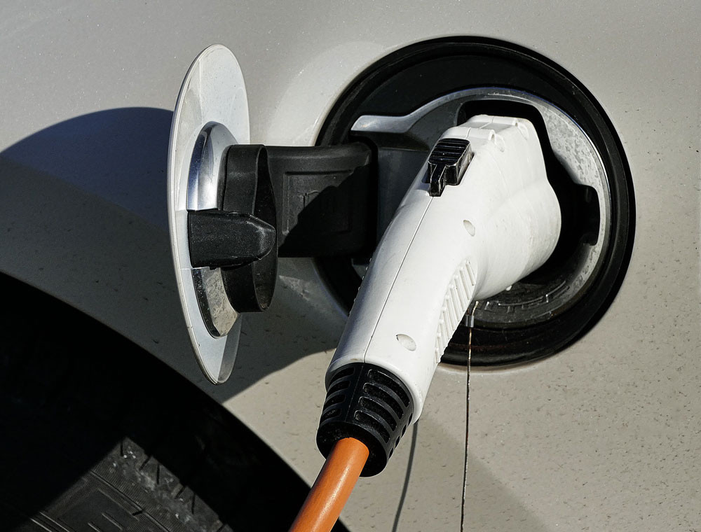 64 546 points de recharge électrique ouverts au public en France (06/2022)