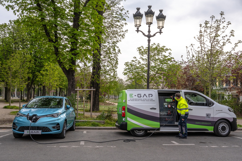 Un service de recharge rapide mobile dans les zones urbaines