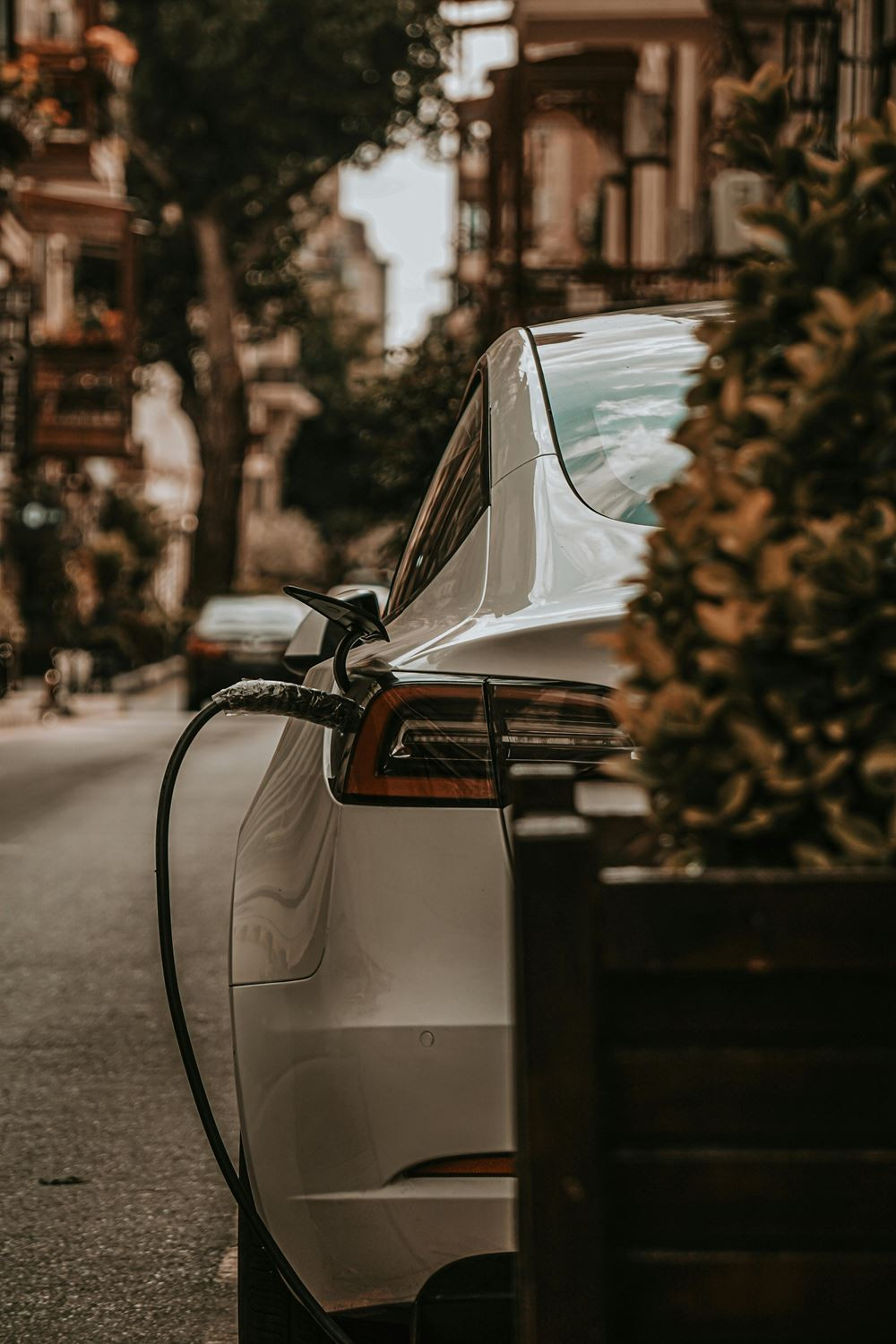 Le classement 2024 des meilleurs réseaux de recharge en France en termes de rapport qualité/prix