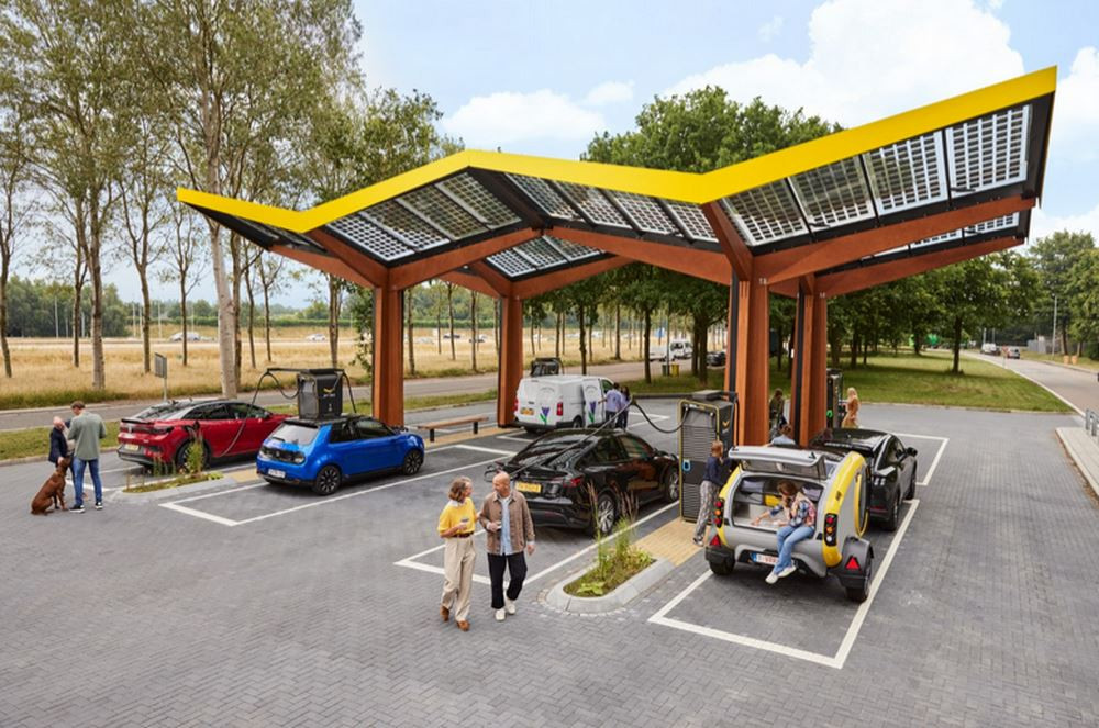 Le classement 2024 des meilleurs réseaux de recharge d'autoroutes en France