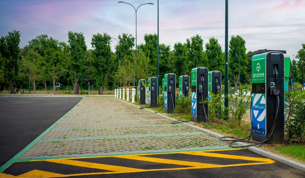 168 055 points de recharge électrique ouverts au public en France (04/2025)