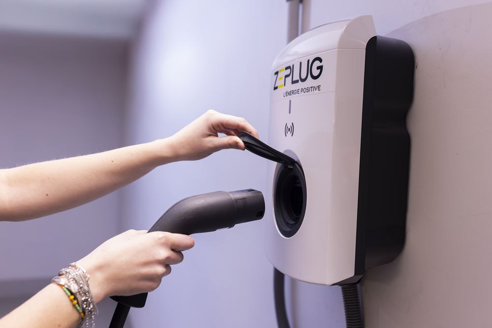 La recharge électrique dans l'habitat collectif est encore peu développée